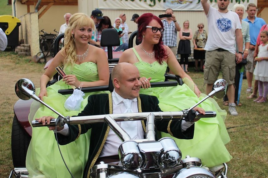 Laubk&ouml;nig gekr&ouml;nt