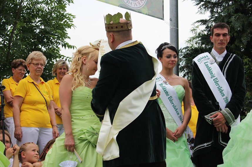 Laubk&ouml;nig gekr&ouml;nt