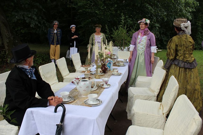 Fest zu 250 Jahre Park Bendeleben