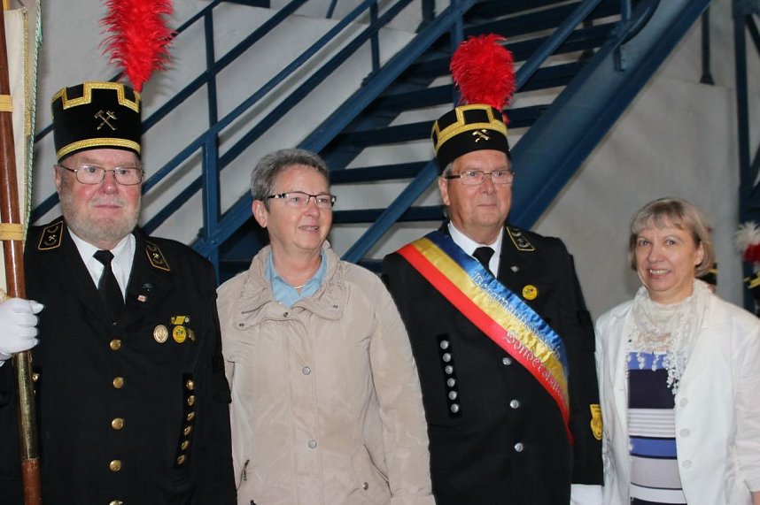 Bergleute feiern auch im Regen