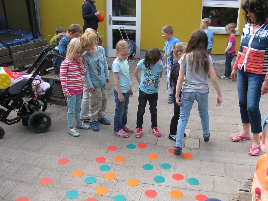 Verkehrssicherheitstag der Kita RegenbogenArtern