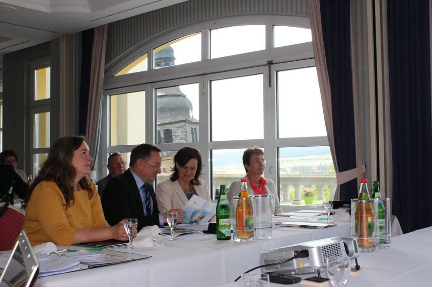 Hilfen f&uuml;r klamme Heilb&auml;derkommunen?