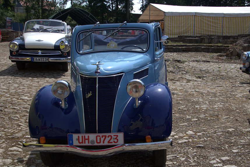 Oldtimer im Schlosspark