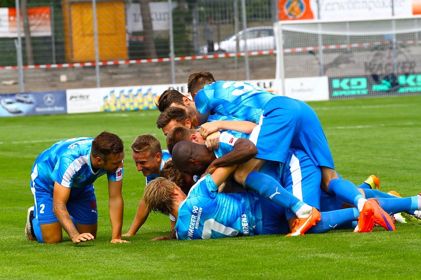 Wacker gewinnt 2:0 gegen Neustrelitz