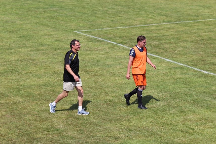 Start in die Verbandsliga Fu&szlig;ball