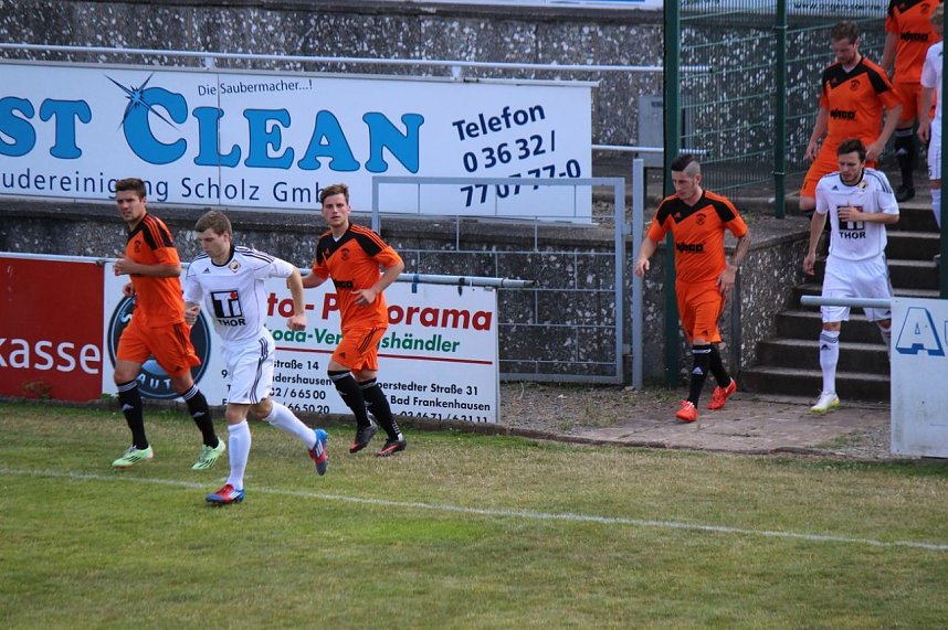 Start in die Verbandsliga Fu&szlig;ball