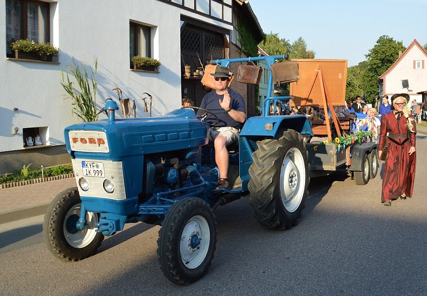 Festumzug in Obertopfstedt