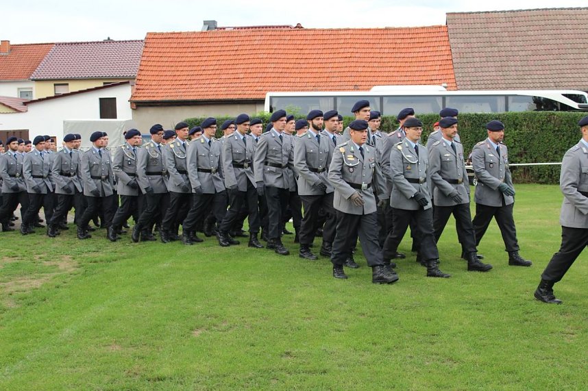 Feierliche Vereidigung in Berka