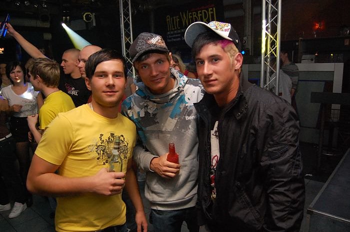 Schools Out Party in der Webe