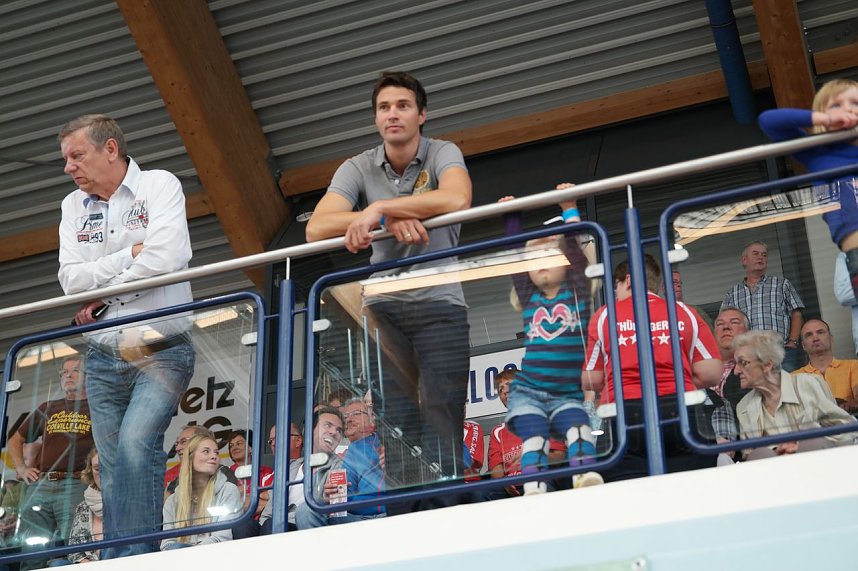 THC gewinnt den Supercup