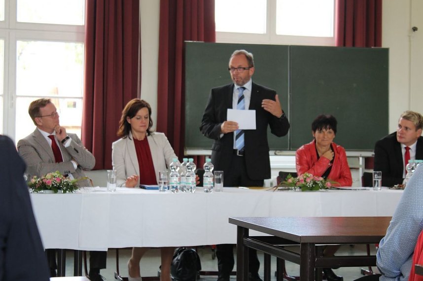 Ramelow besuchte Kyffh&auml;usergymnasium