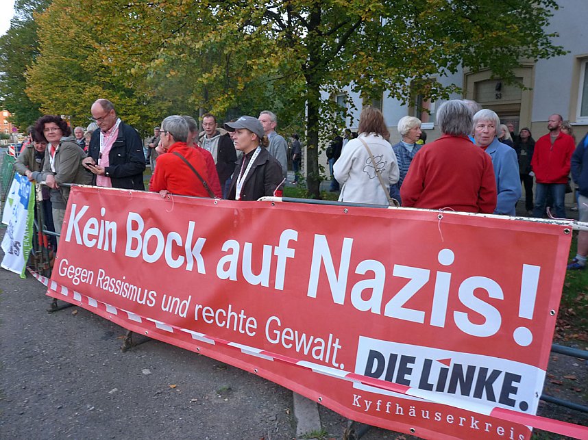 Demonstration und Gegendemonstration (2)