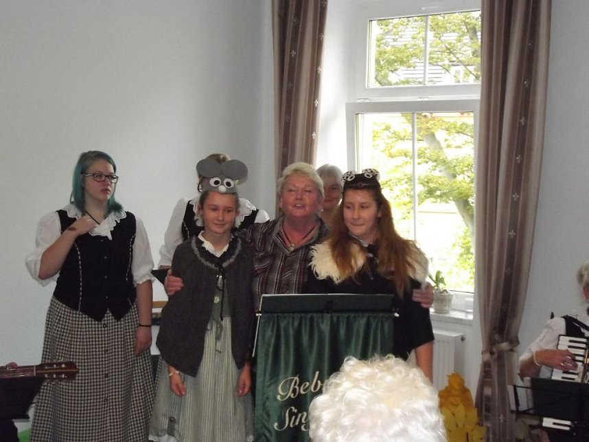 WB 4 feiert z&uuml;nftiges Herbstfest