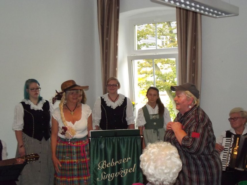 WB 4 feiert z&uuml;nftiges Herbstfest