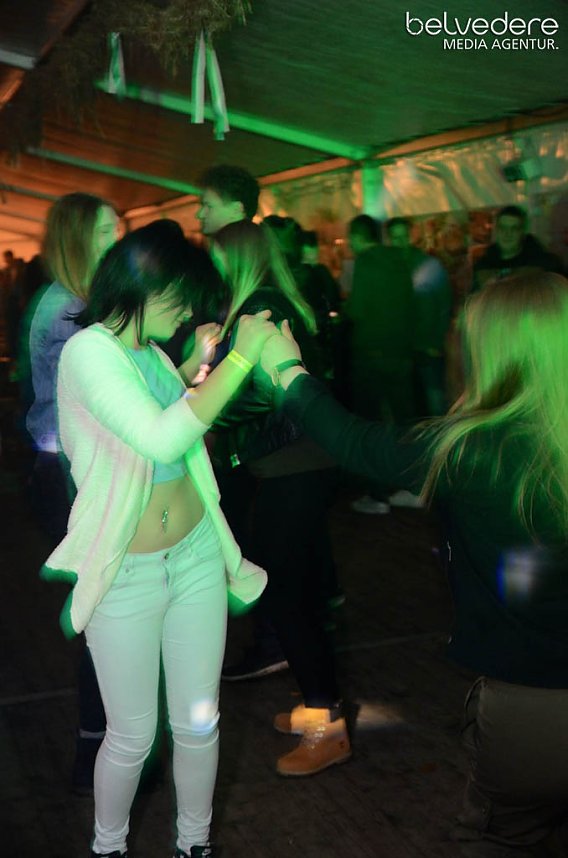 Club-Nacht er&ouml;ffnete Kirmes in Bielen