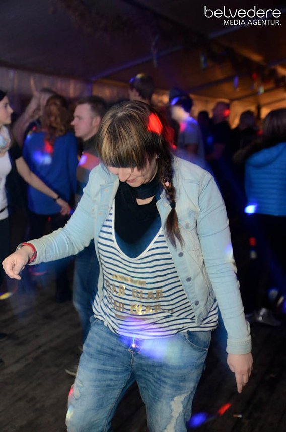 Club-Nacht er&ouml;ffnete Kirmes in Bielen