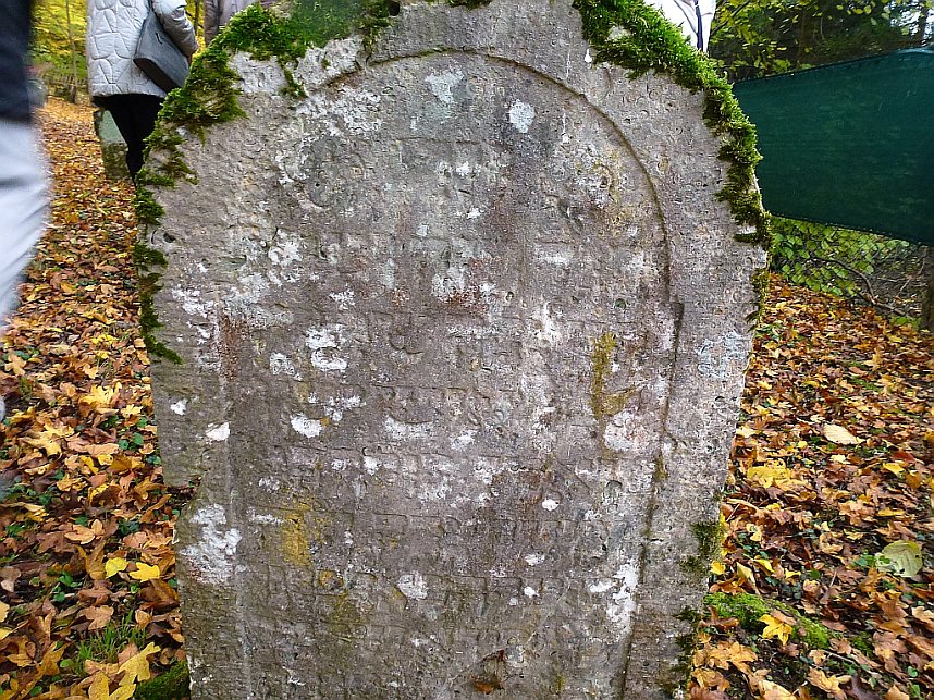 Rundgang auf J&uuml;dischem Friedhof