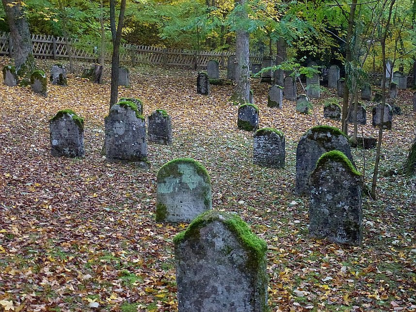 Rundgang auf J&uuml;dischem Friedhof