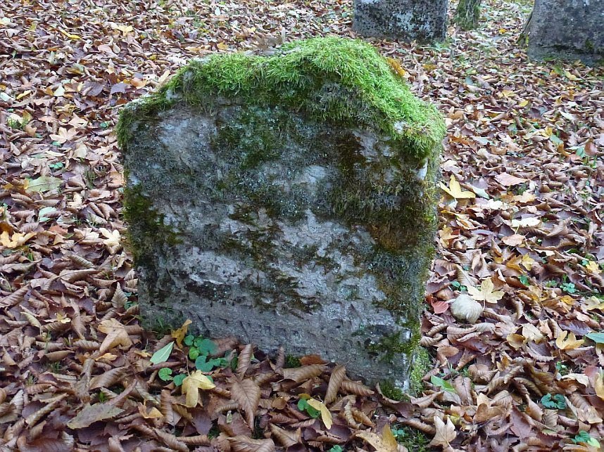 Rundgang auf J&uuml;dischem Friedhof