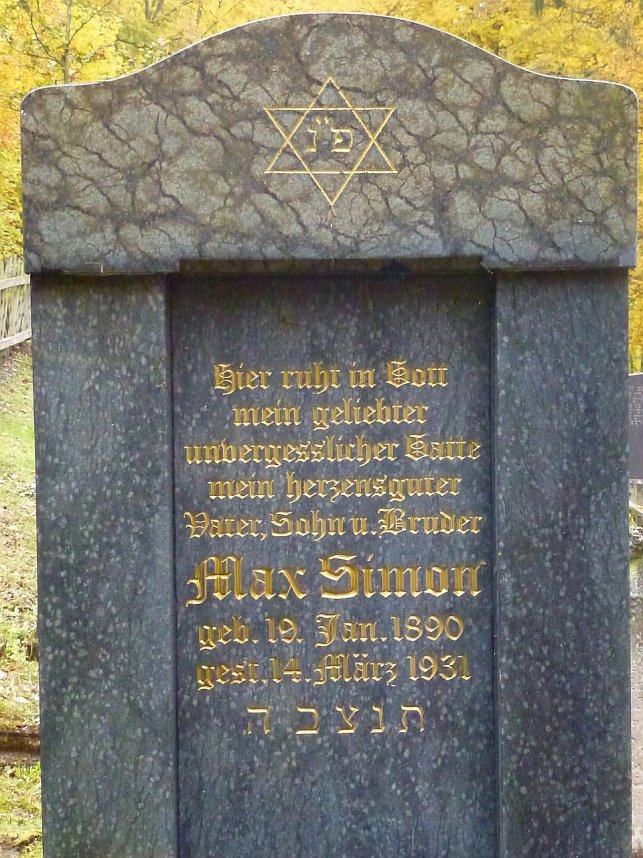 Rundgang auf J&uuml;dischem Friedhof