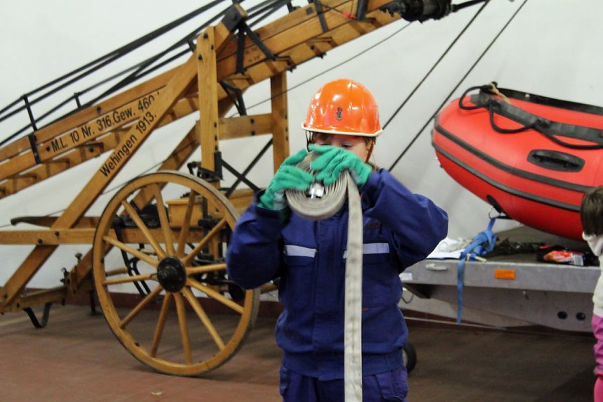 Leistungsabzeichen der Th&uuml;ringer Jugendfeuerwehr abgelegt