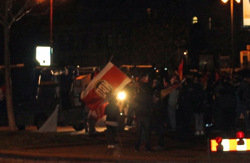 Demonstration und Gegendemonstration (1)