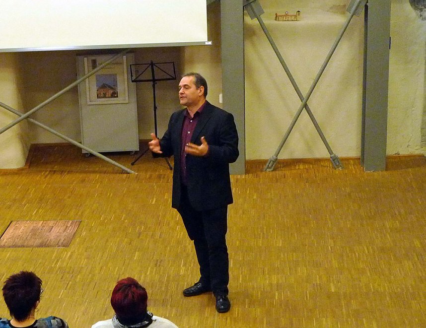 Rolf Herricht in der Cruciskirche