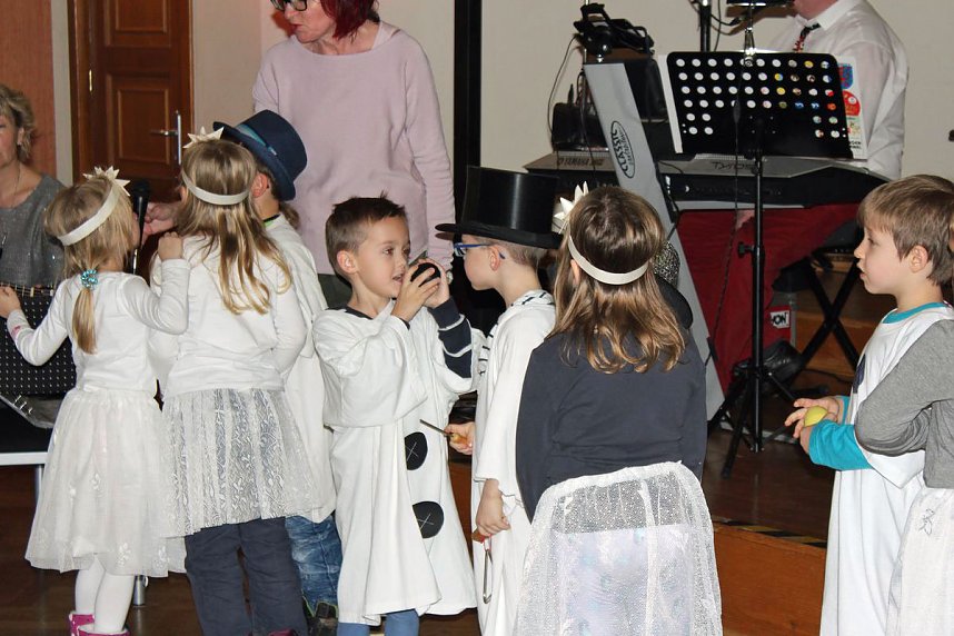 Senioren feierten schon mal Weihnacht