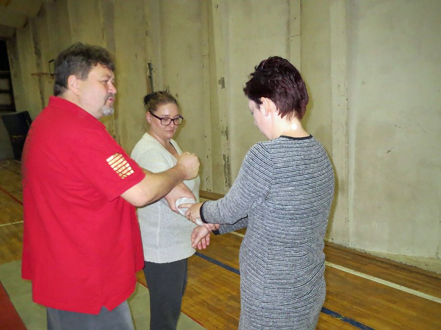 NEIN HEI&szlig;T NEIN