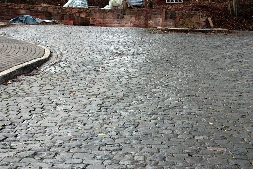 Instandsetzung der G&ouml;ldnerstra&szlig;e wegen Radweg?