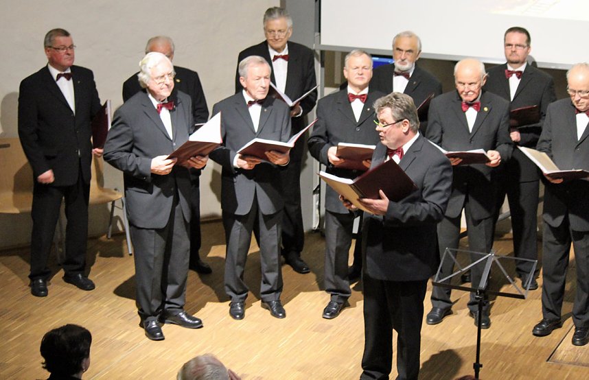 Beschwingtes und besinnliches Weihnachtskonzert