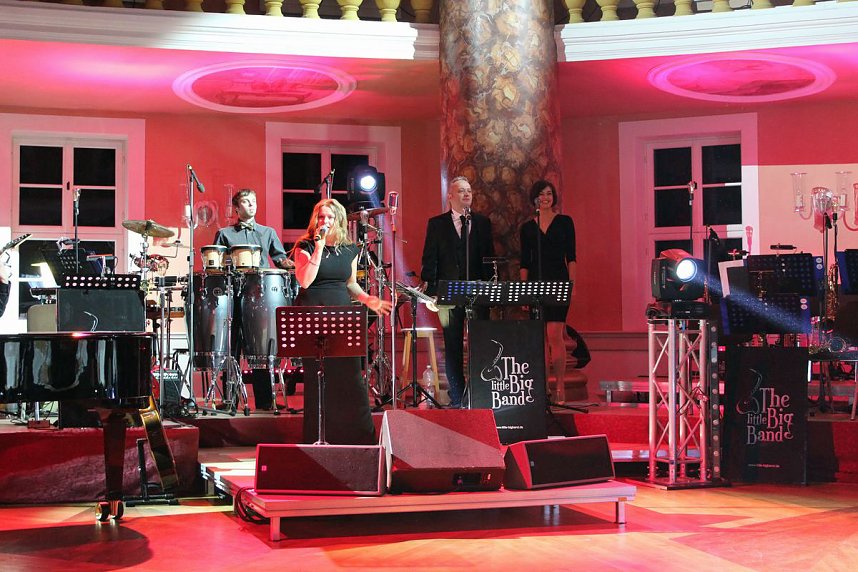 Mit tollem Swing in die Weihnachtszeit