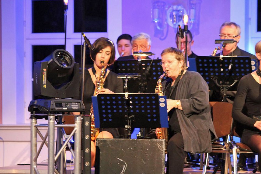 Mit tollem Swing in die Weihnachtszeit