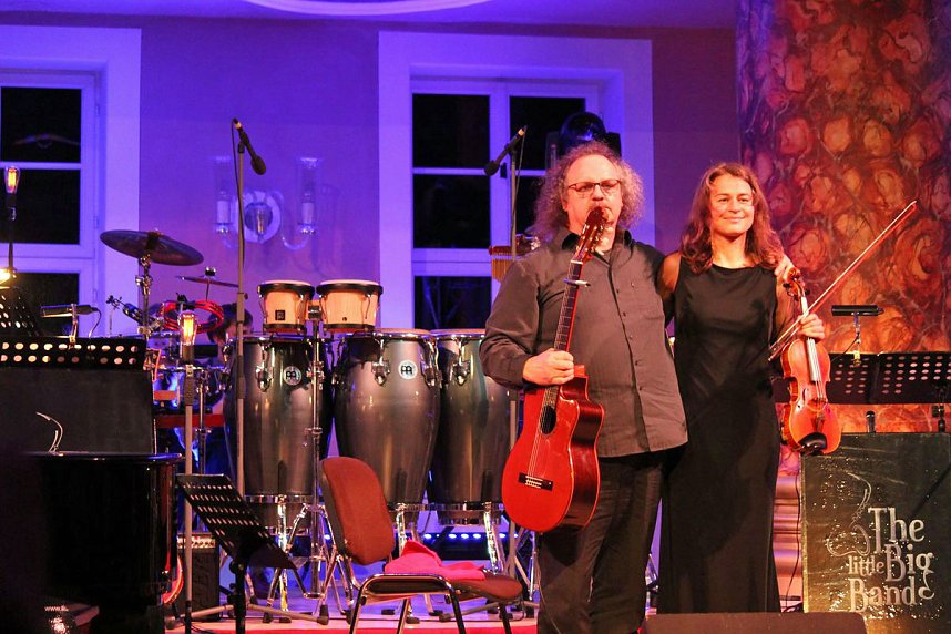 Mit tollem Swing in die Weihnachtszeit