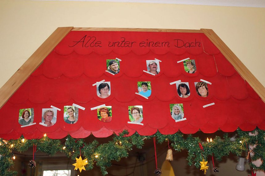 Zum 60. Spielger&auml;te und eine Torte