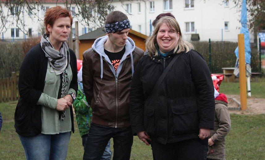 Zum 60. Spielger&auml;te und eine Torte