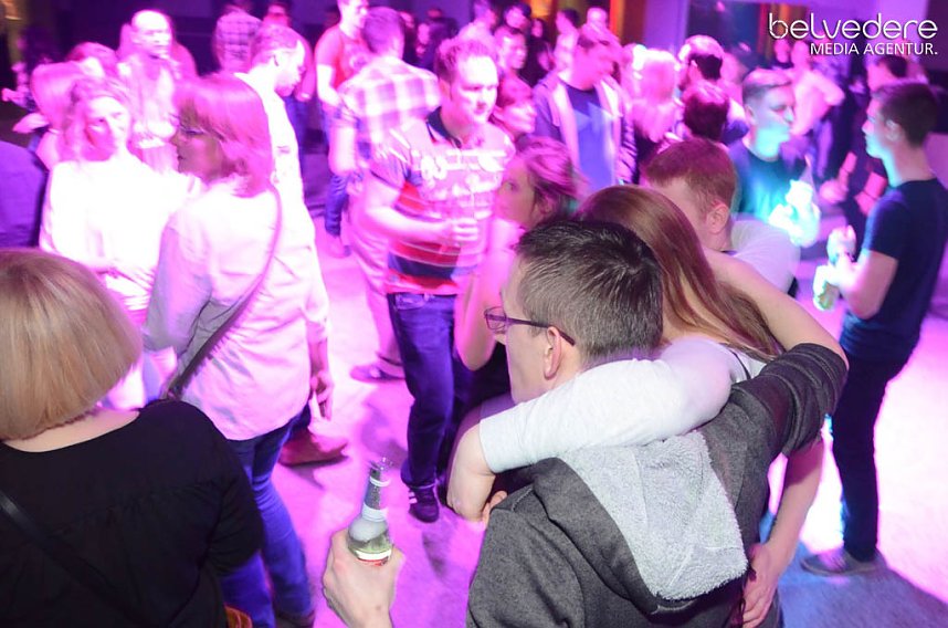 Party im Jugendclubhaus in Nordhausen - der Samstag