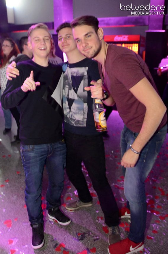 Party im Jugendclubhaus in Nordhausen - der Samstag