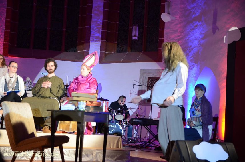 Der mit dem Papst tanzt