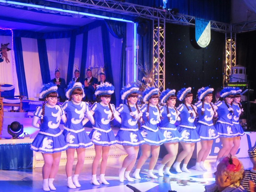 Narrenvolk feiert in Bebra