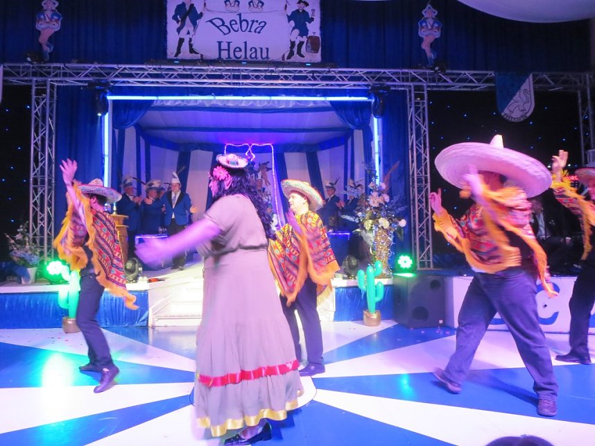 Narrenvolk feiert in Bebra