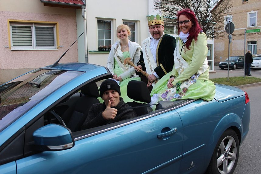 Gut besuchter Rosensonntagsumzug