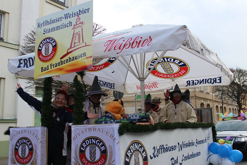 Gut besuchter Rosensonntagsumzug