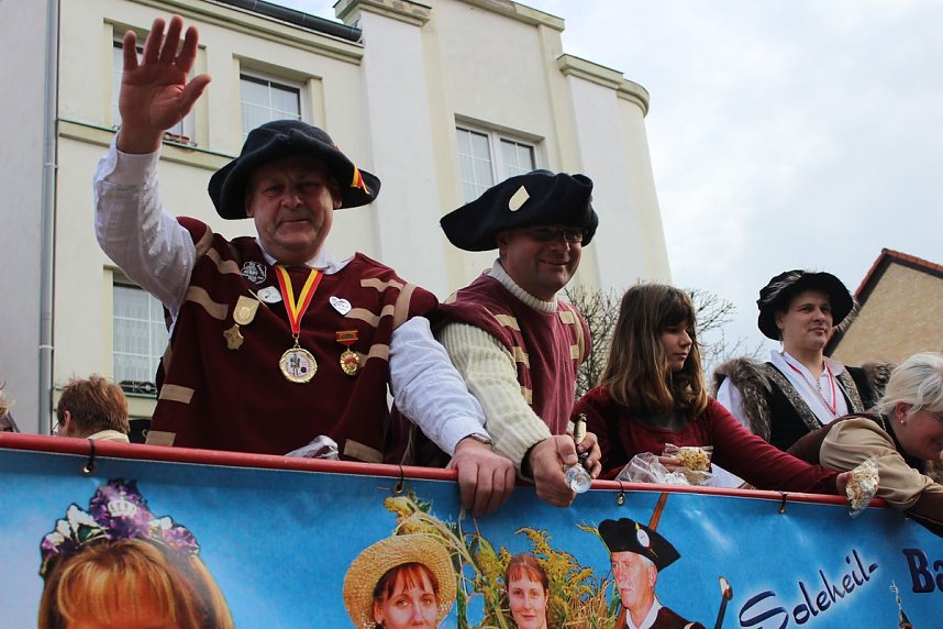 Gut besuchter Rosensonntagsumzug