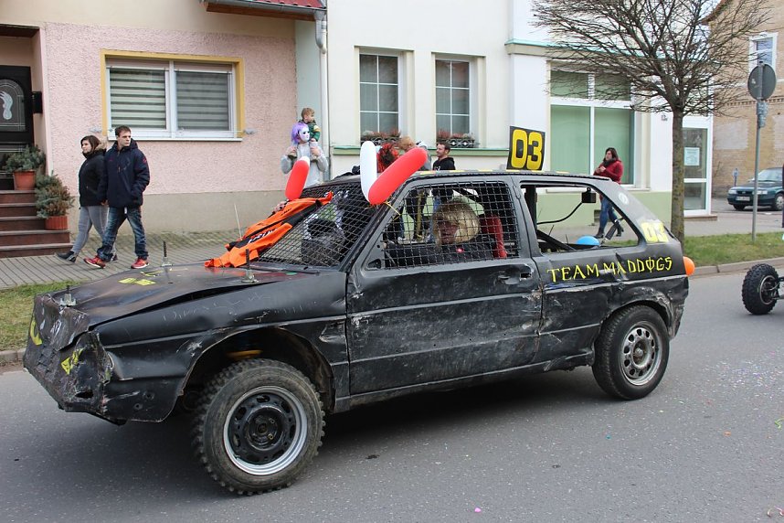 Gut besuchter Rosensonntagsumzug
