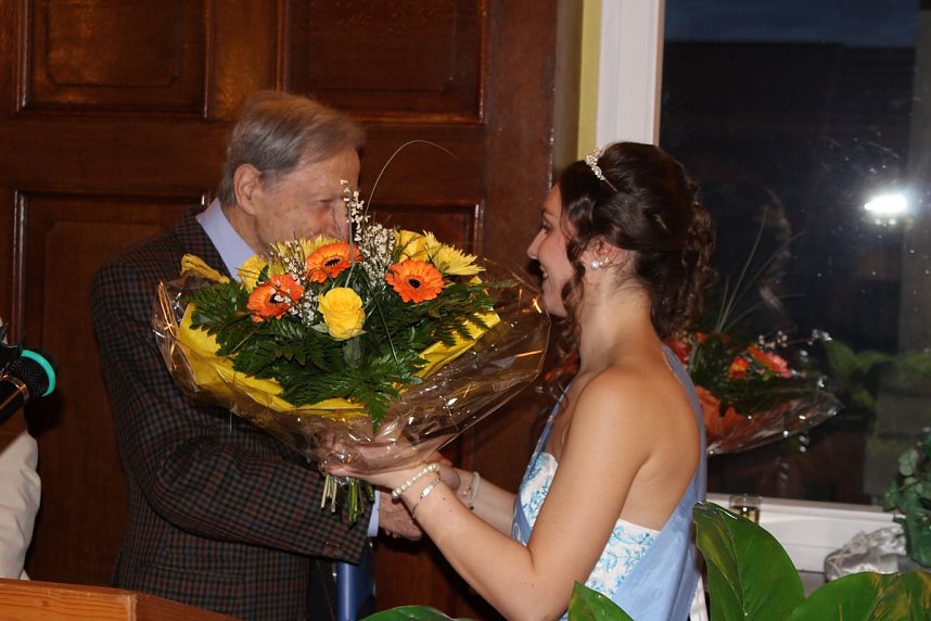 Erste Seiten des Goldenen Buches