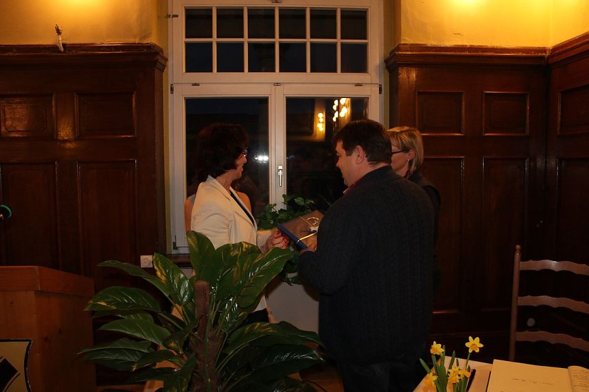 Erste Seiten des Goldenen Buches