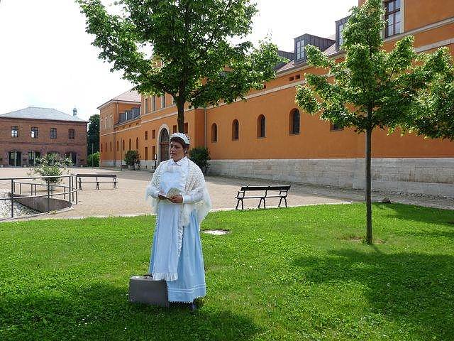 Kost&uuml;mf&uuml;hrung durch Sondershausen