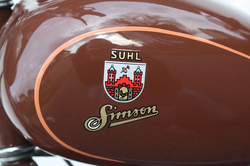 Alte Zweir&auml;der in neuem Glanz