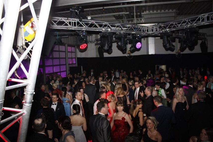 21. Fr&uuml;hlingsball im Autohaus Peter